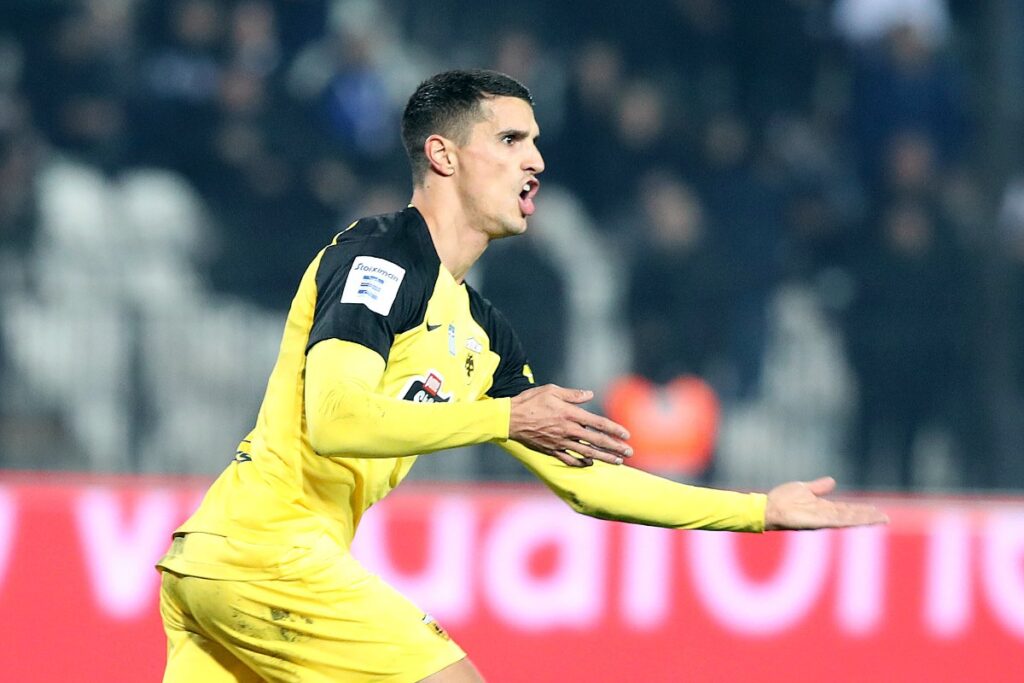 lamela aek