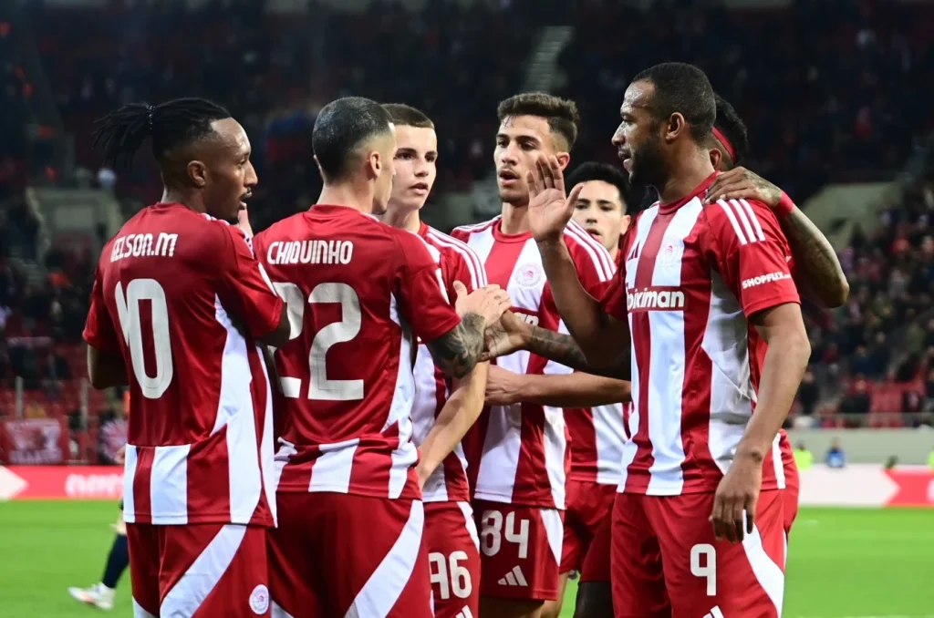 Ρίχνει τα «τσιμέντα» με εξτρέμ ο Ολυμπιακός!💣