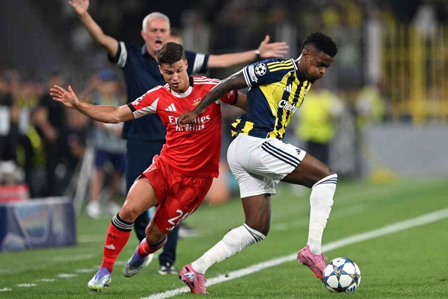 Μπενφίκα - Φενερμπαχτσέ ▶️ Κανάλι Live Streaming