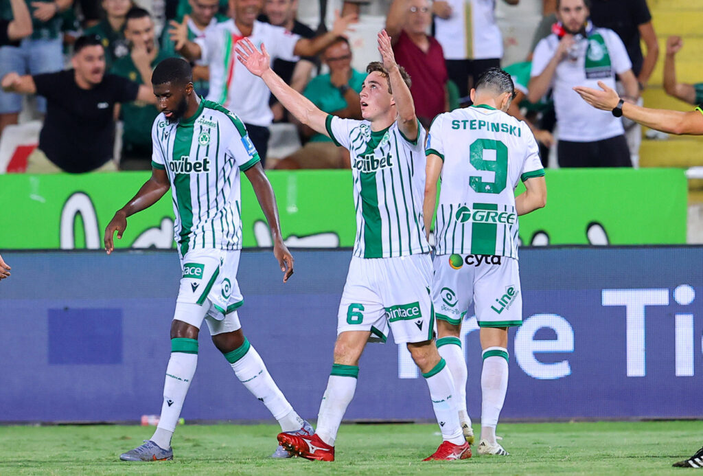 ΑΕΚ Λάρνακας - Ομόνοια ▶️ Ο αγώνας σε Live Streaming (15/12)