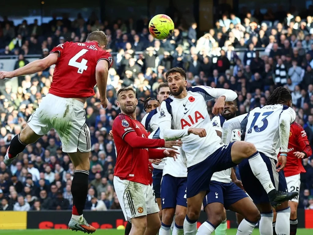 Μάντσεστερ Γιουνάιτεντ – Τότεναμ: Δυνατό μπρα ντε φερ για… ορεκτικό ⚔️🔥